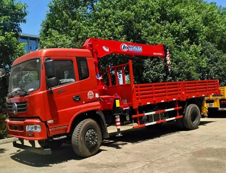 隨車起重設(shè)備，你值得重點(diǎn)關(guān)注的的行業(yè)發(fā)展趨勢(shì)