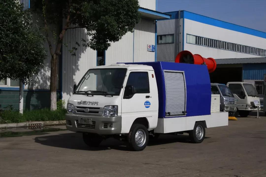 為國家電網(wǎng)提供一流產(chǎn)品，程力新能源人工智能搶險救援車首批訂單圓滿交車