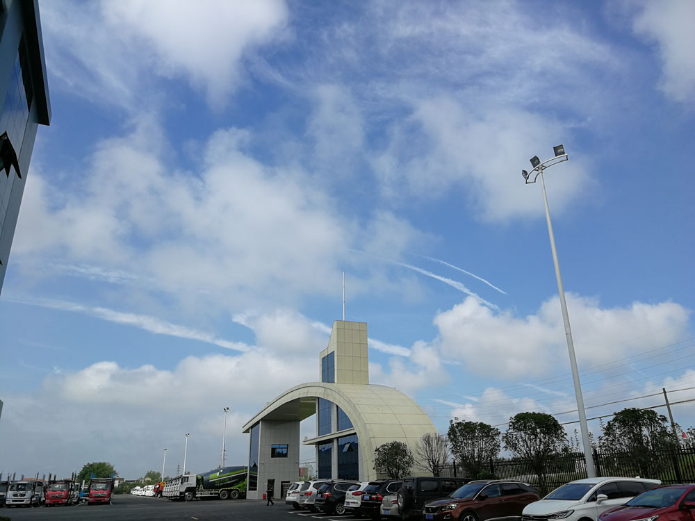 程力重工產(chǎn)品“精工制造、精益求精”——外貿(mào)出口客商不期而至，訂單紛至踏來(lái)