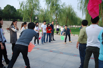 “放飛心靈、追逐夢想”第三屆東信杯趣味運(yùn)動會