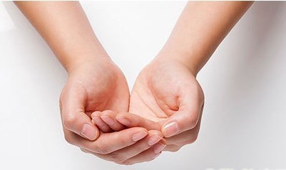 手腳冰涼的女人更易患癌？