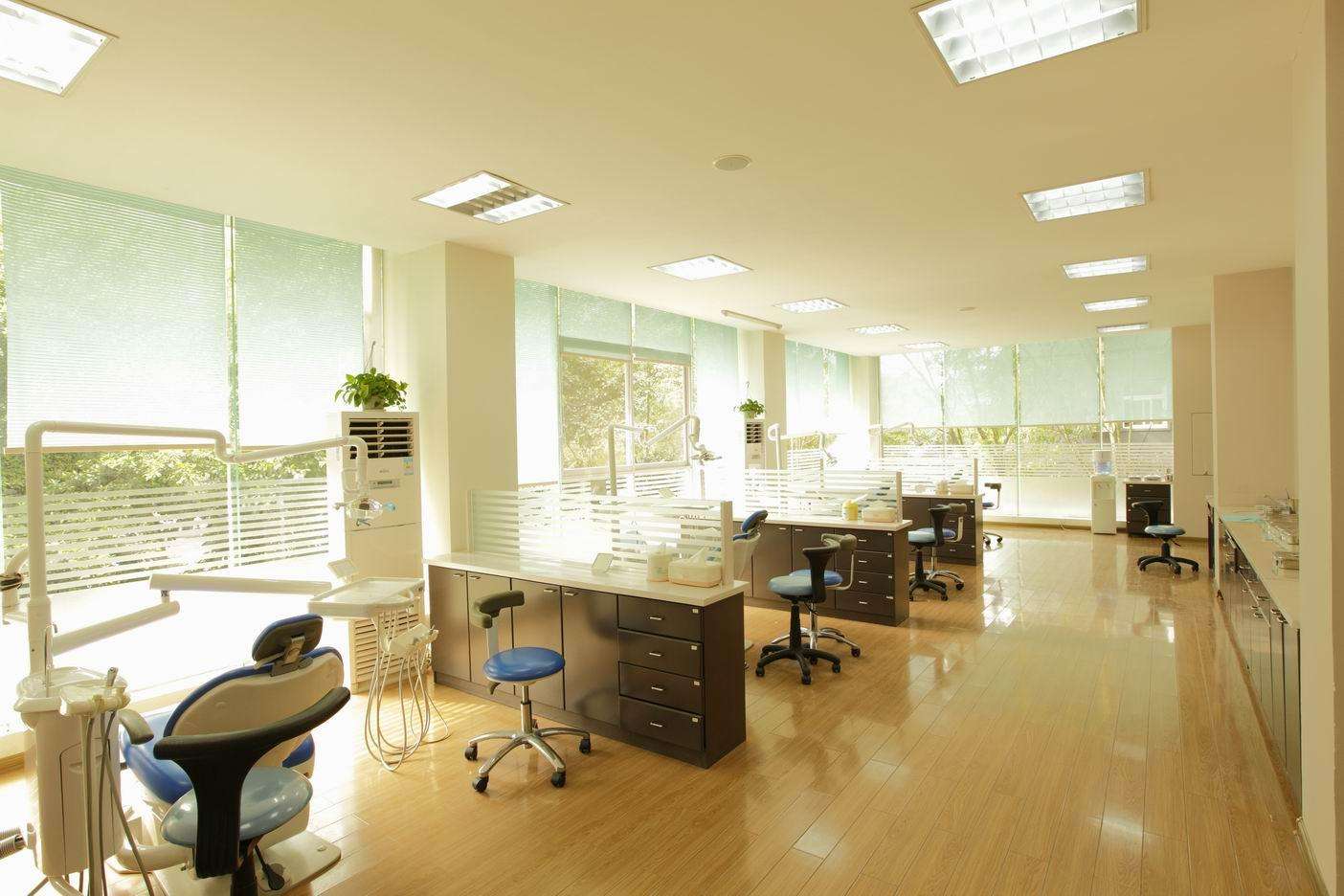 國務(wù)院：診所可跨省連鎖 只辦一張證！