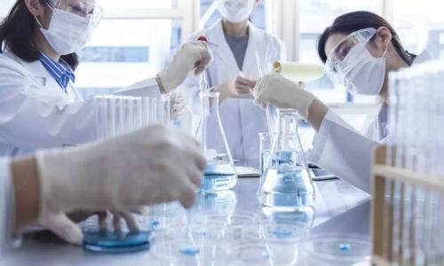 8000家村衛(wèi)生室消失，是去年的兩倍